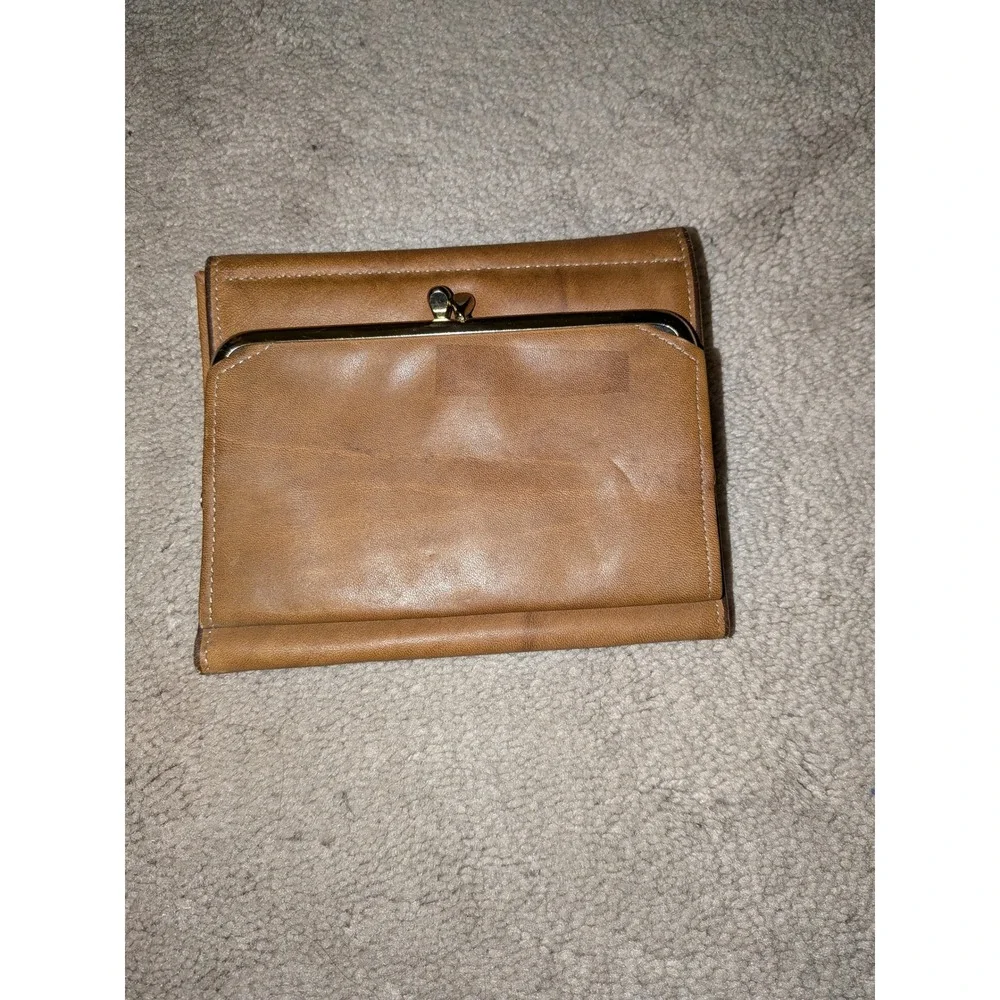 Amity vintage trifold